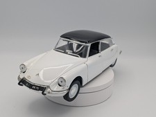 1/18 Solido 1963 Citroen DS Berline White