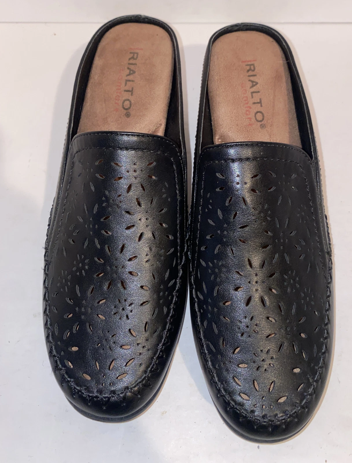 Rialto Women's Size 8.5 M Shoes Black Slip On Comfort Mules Loafers