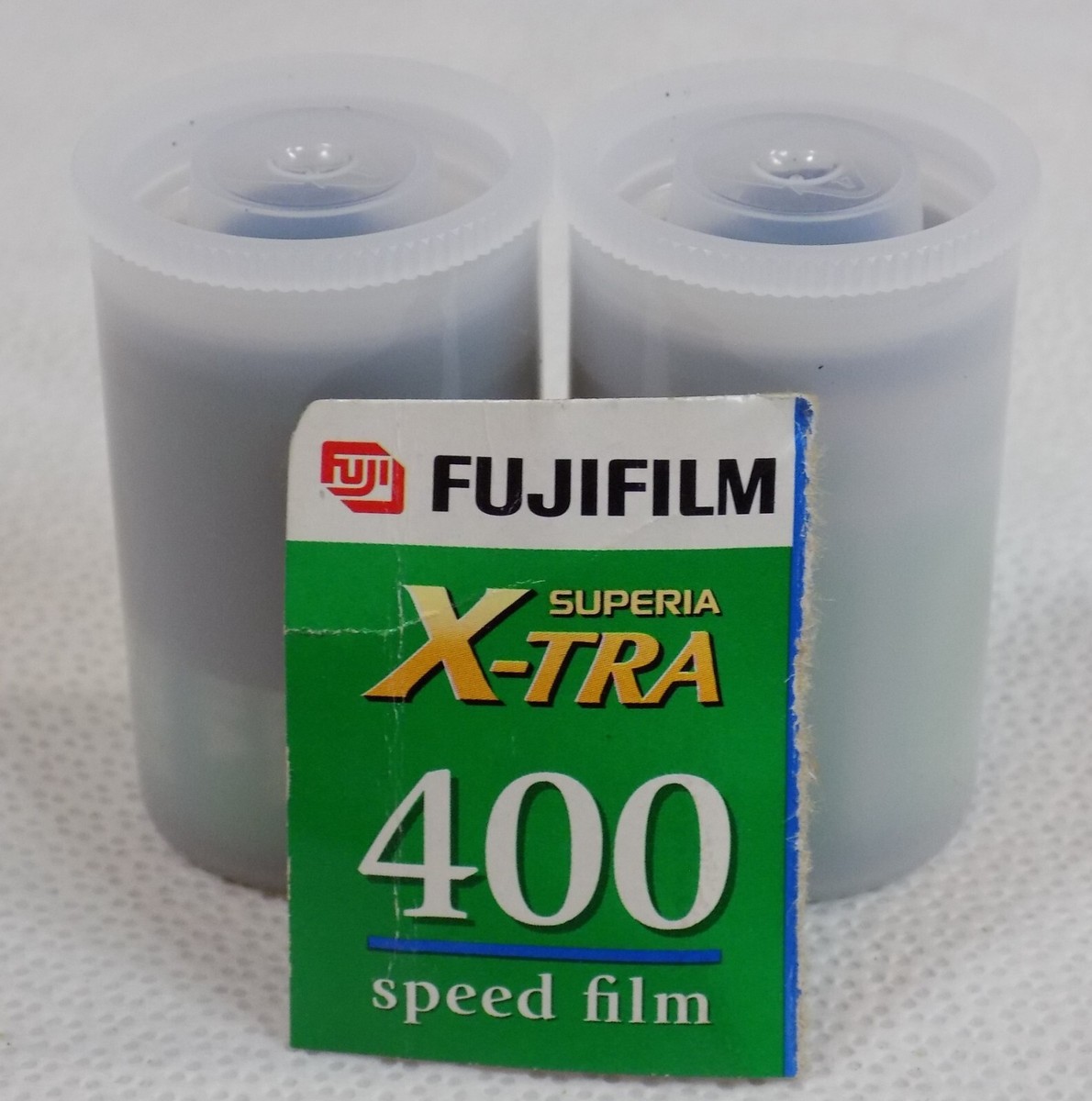 Fujifilm 1014258 Superia X-TRA 400 35mm Film -4 Pack (XTRA400) for