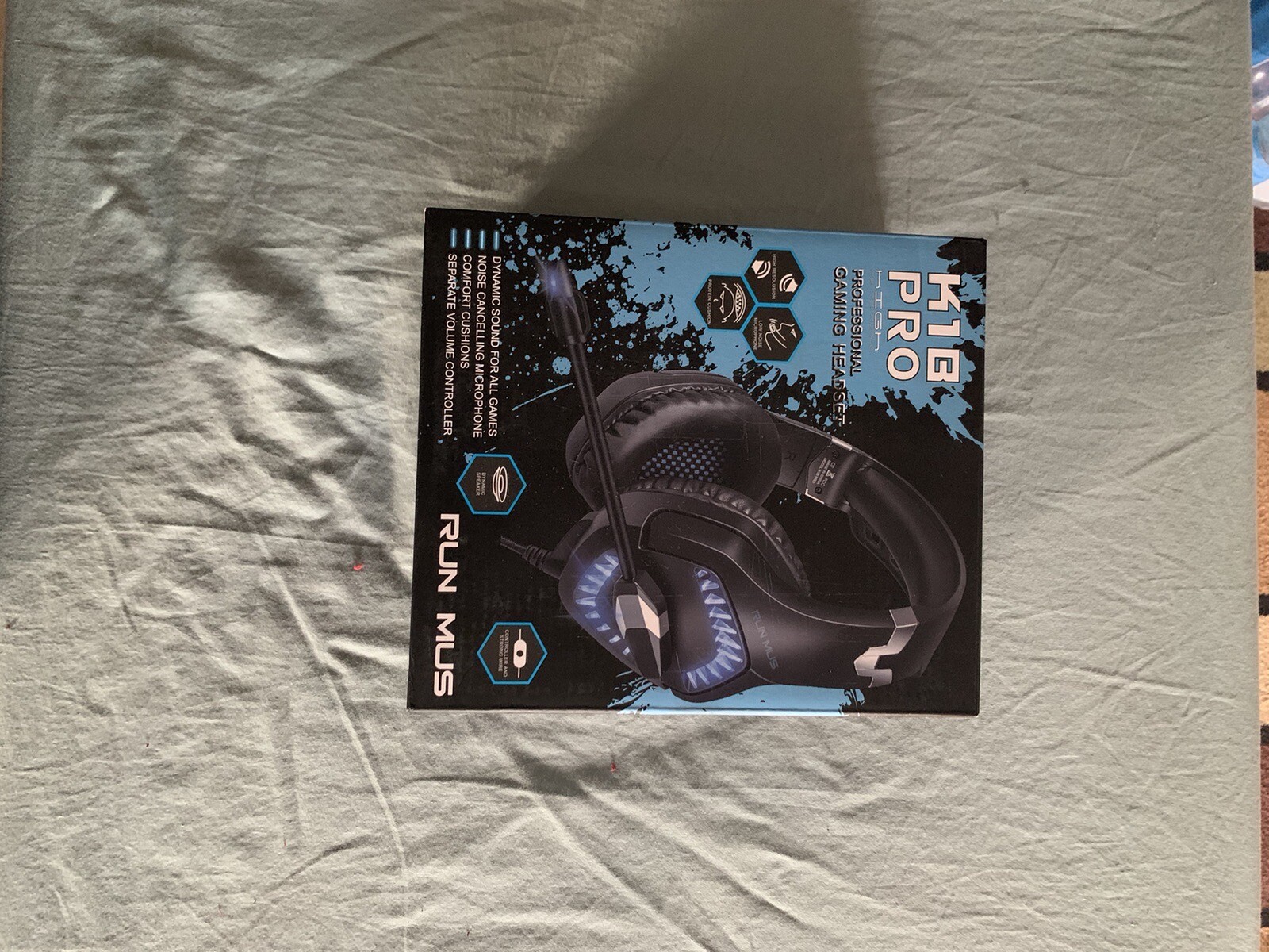 Gaming Headset With Mic Headphones for PS4 Gamers PC / Xbox one Microphone Beats-image