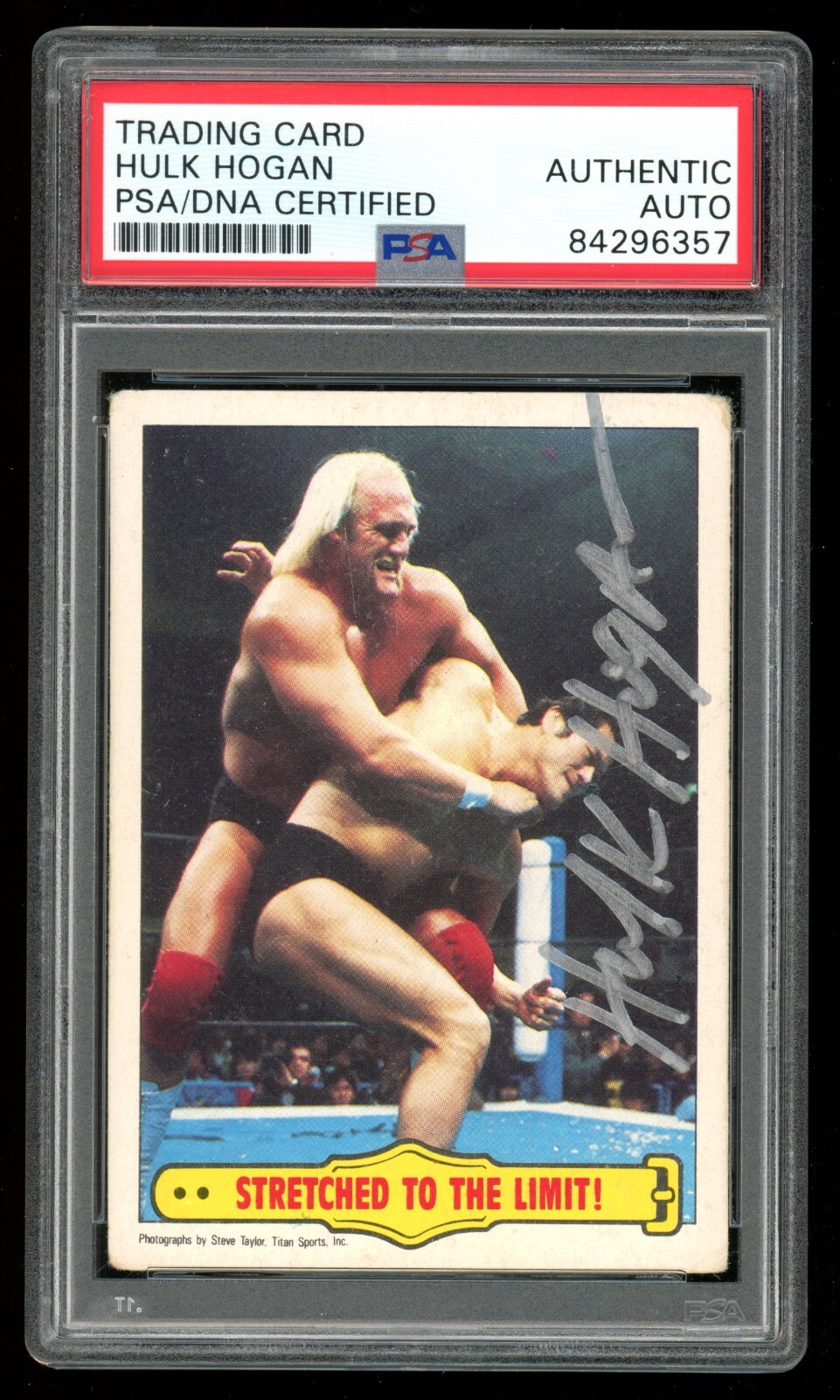 Hulk Hogan 1986 Scanlens PSA/DNA #29 WWF Rookie RC Card Auto Signed 1985