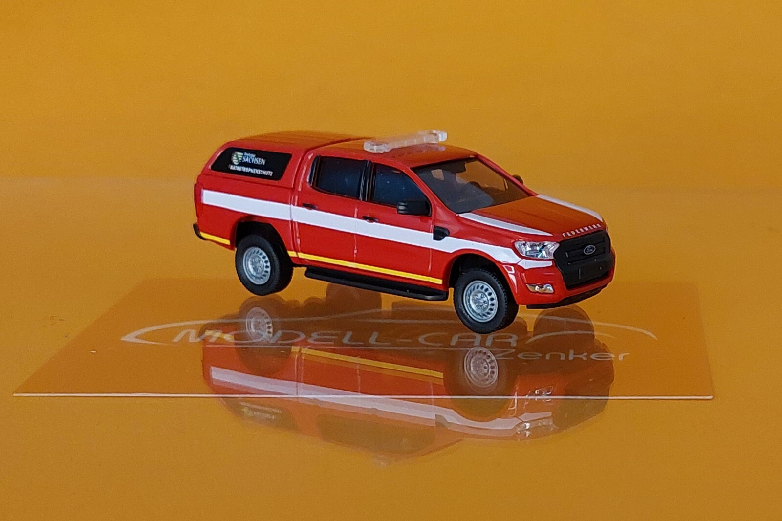 Busch 52817 Ford Ranger Hardtop Katastrophenschutz Sachsen 1:87 NEU Modellauto