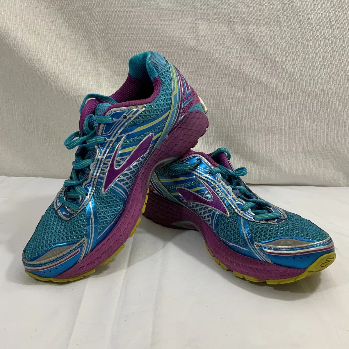 Brooks adrenaline gts 15 womens 8.5 2025