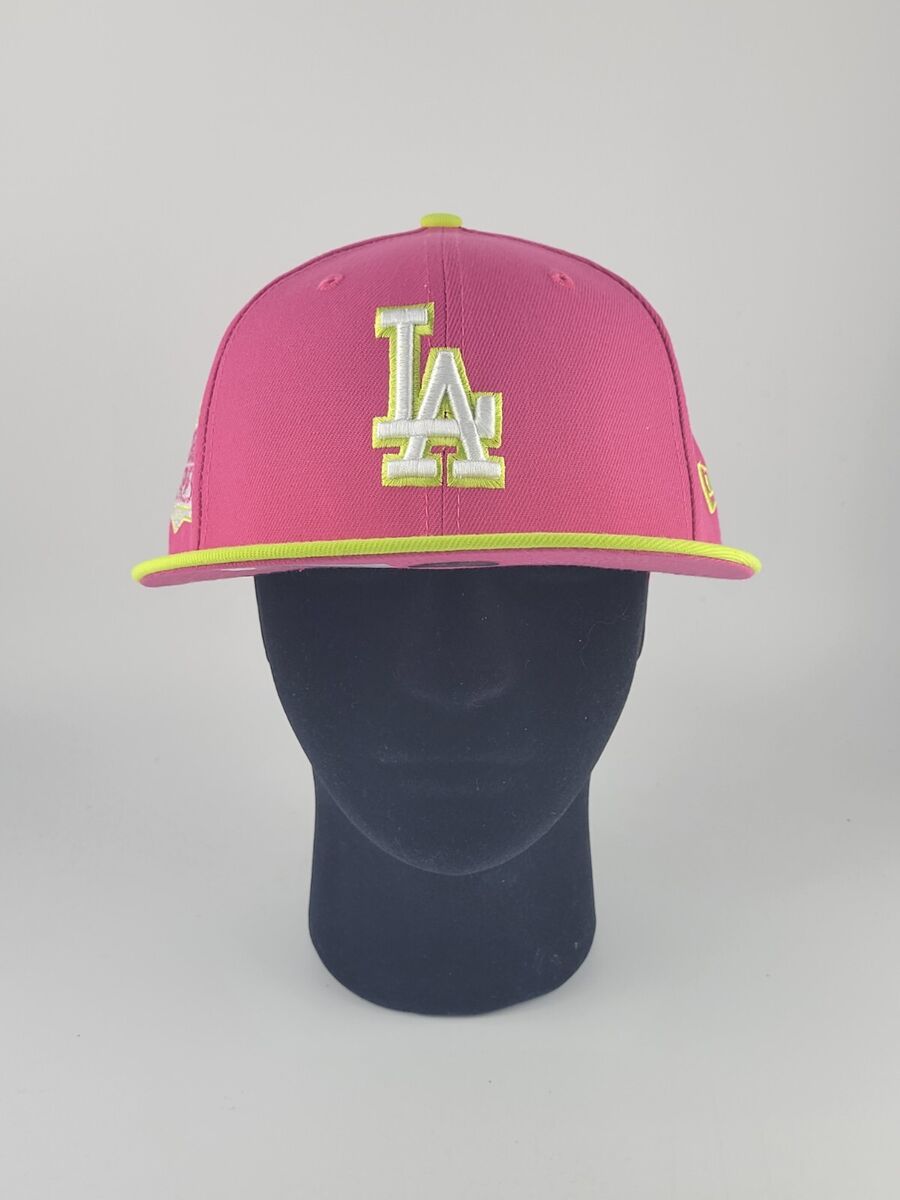 NEW ERA LA DODGERS MENS FITTED HAT WORLD SERIES PATCH 2020 NEW ERA LA DODGERS MENS FITTED HAT WORLD SERIES PATCH 2020