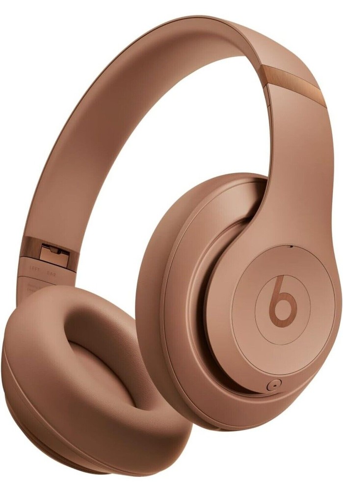 Brand New Beats Studio Pro  X  Kim Kardashian 