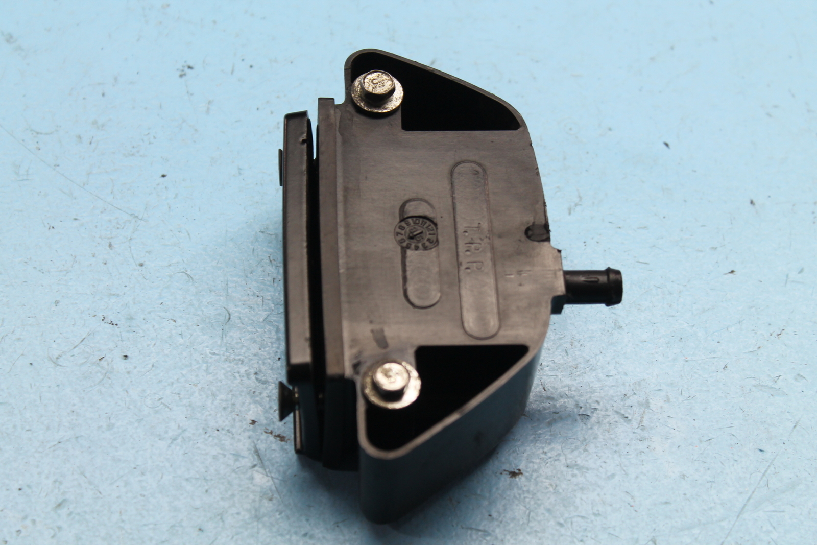 1271 99 HARLEYDAVIDSON SOFTAIL REAR MASTER CYLINDER RESERVOIR 41804