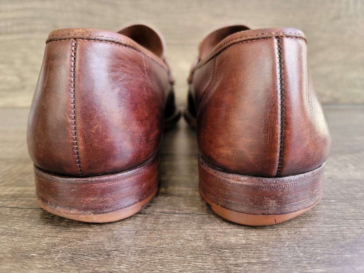 Crockett & Jones Men display picture 1