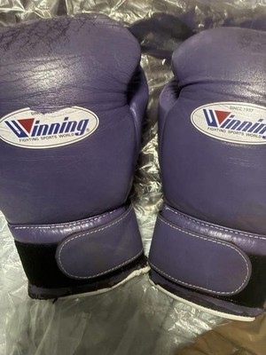 Winning Boxing Gloves CO-MS-500B Professional Tape Type 14oz