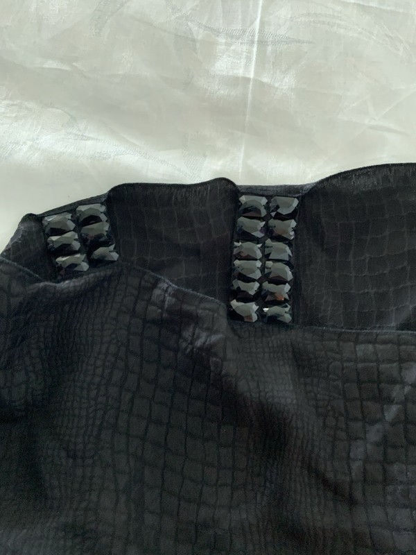 Black Silk Holiday Top NWT. Sz L Saks