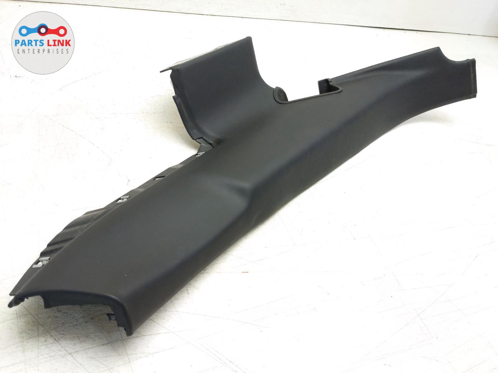 2016-2020 BENTLEY BENTAYGA REAR RIGHT C PILLAR MOLDING LOWER QUARTER TRIM COVER
