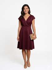 Boohoo Women's Size 16 Deep Burgundy V-Neck Dress
