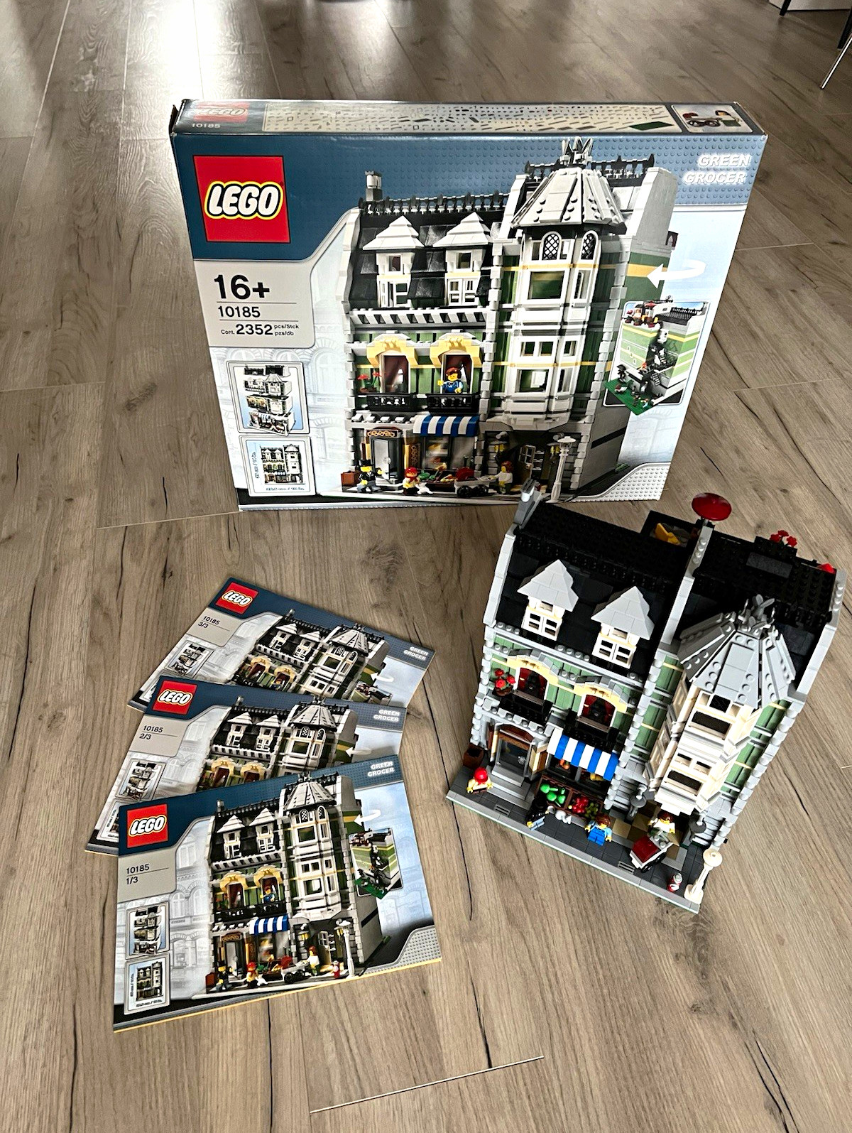LEGO Creator Expert 10185 Green Grocer Modular Building (2008) MISB