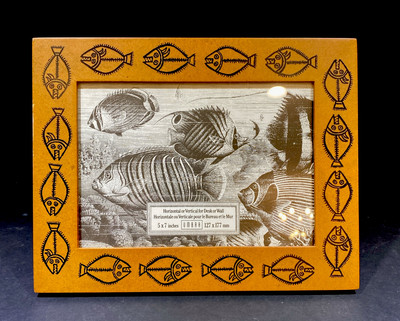 Wooden Frame  Fish  For 5x7  Picture, Frame 9x7  Top stand Or Wall mount  Umbra
