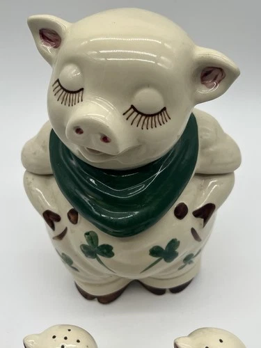 Vintage Shawnee Winnie Smiley Pig Cookie Jar Shamrock Green Clover USA Pottery