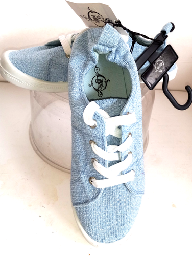 Women's NEW Sole Mates Sneakers Tennis Shoes Lt. Blue Sz. 7-8M NWT