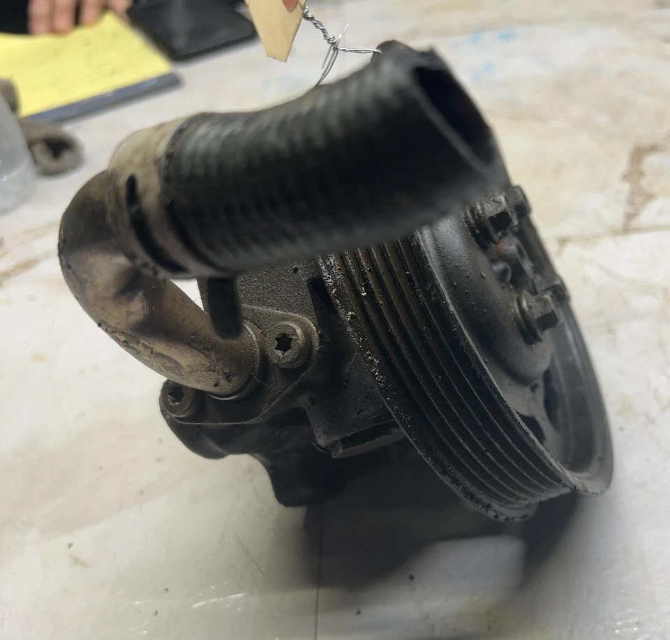 Conjunto motor/polea bomba dirección asistida 95-00 CONTOUR MYSTIC 99-02 COUGAR 6 cilindros Foto 4 de 4