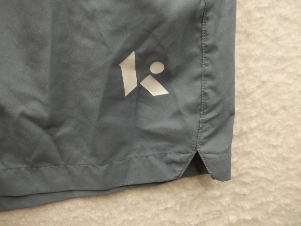 Pantalones Cortos New Balance Activewear Para Hombre Gris Poliéster Talla XL Cintura 35" Entrepierna 5" Foto 4 de 4