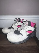 NIKE Air Huarache Run Se 852628-002 Platinum Pink Blast Sneakers SZ 10 used nice