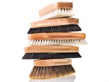 Burgol Bürsten aus Ross-, Ziegen und Yakhaar für Glattleder, Rauleder und Sohlen