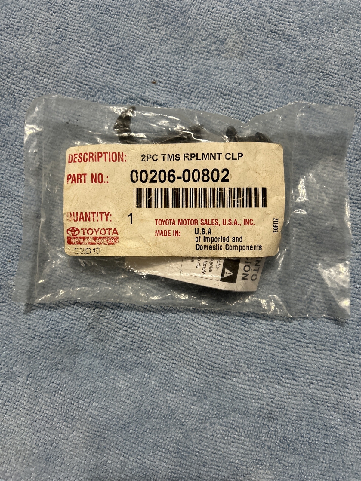 TOYOTA FLOOR MAT HOOKS RETENTION HOLD DOWN CLIP SET OF 2 GENUINE OEM