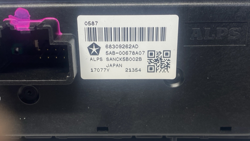 2019-2024 RAM 1500 TRAILER BRAKE TOW/HAUL TRACTION ASSIT CONTROL SWITCH OEM - Picture 2 of 3