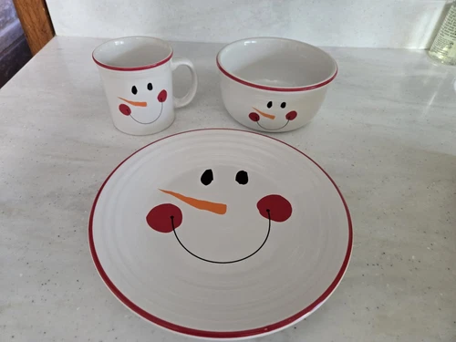 Fiesta  Tamarack Exclusive Snowman  Java Mug, Gusto Bowl & Plate Set