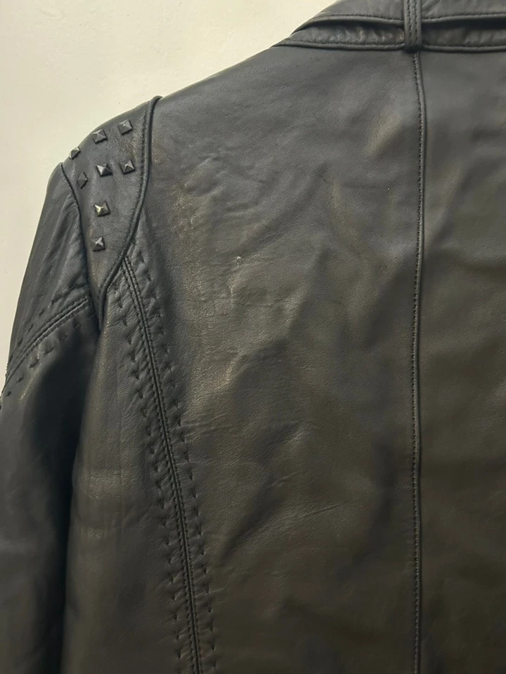 Chaqueta de cuero genuino negra con tachuelas manga cremallera talla grande L MICHAEL KORS para mujer Foto 3 de 4