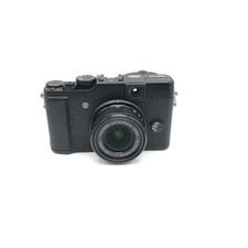 Fujifilm X10 12 MP EXR CMOS Digital Camera with f2.0-f2.8 4x Optical Zoom Lens