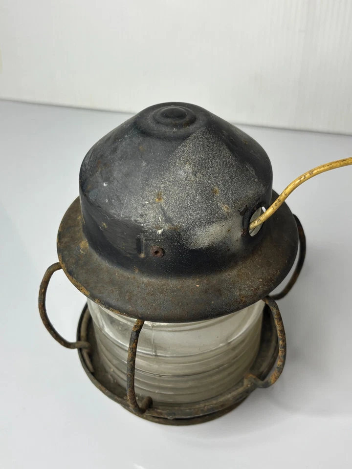 Antique 1900s Metal Caged Sea Ship Light Lantern Glass Globe 7” Nautical Salvage - Image 4 of 4