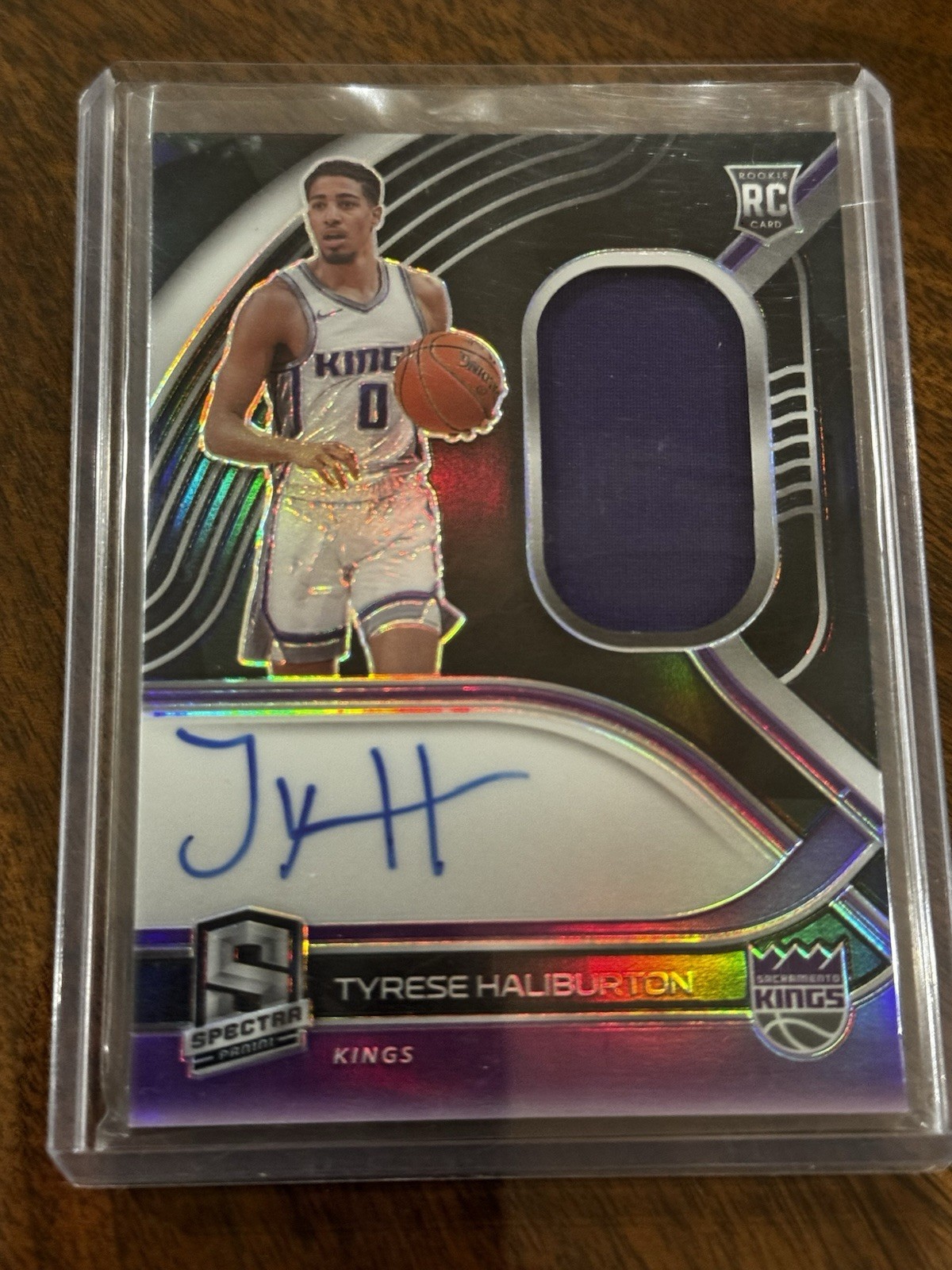 2020-21 Panini Spectra - Rookie Patch Autograph Tyrese Haliburton #195 /149