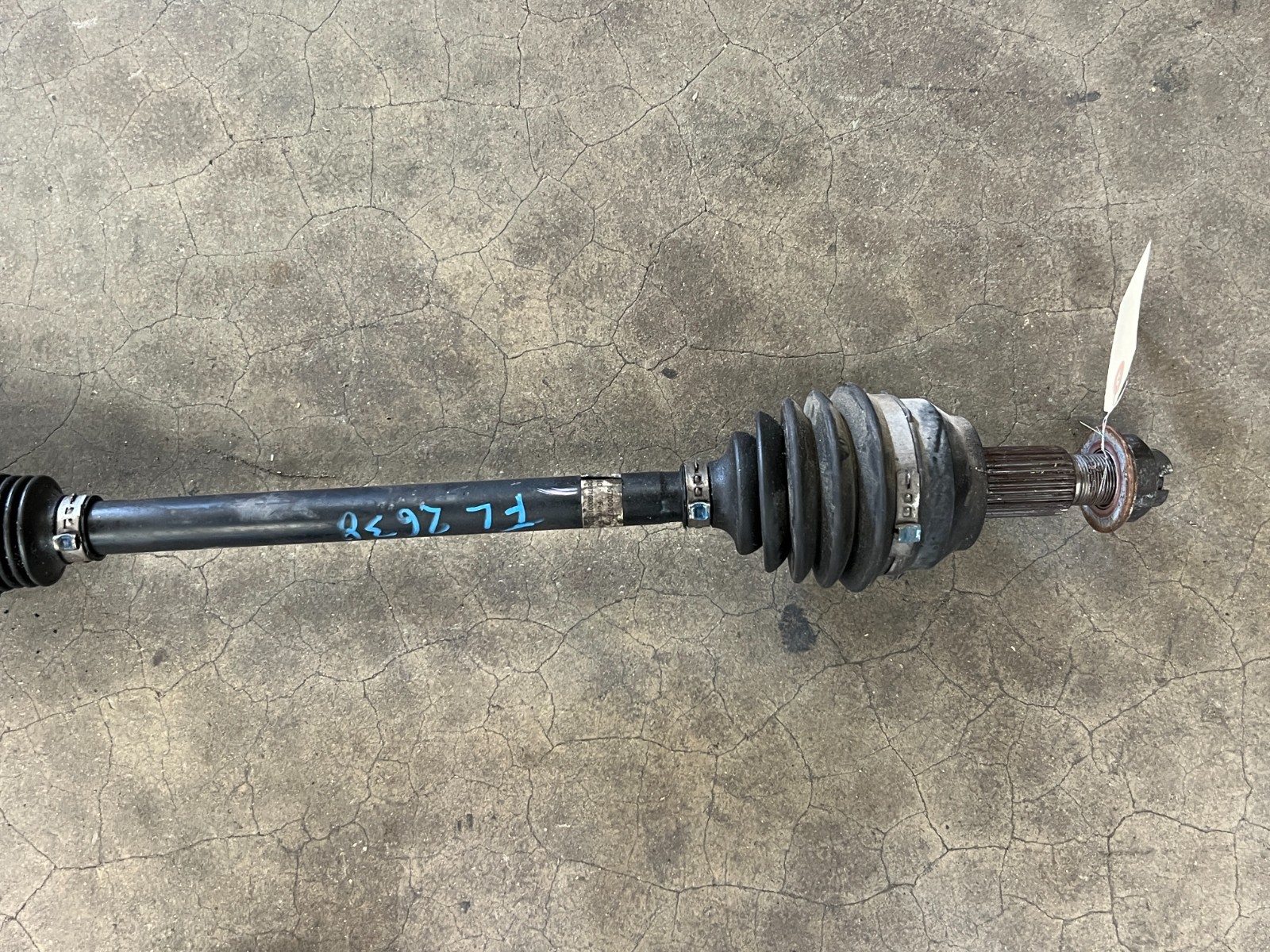⭐2014-2017 MASERATI QUATTROPORTE FRONT LEFT DRIVERS AXLE SHAFT HALF OEM LOT2638