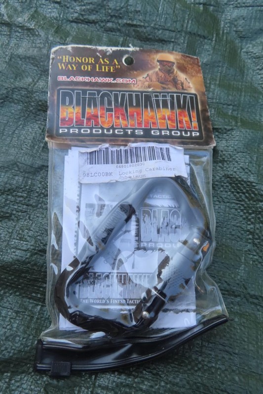BLACKHAWK LOCKING D CARABINER 26kN 98LC00BK ALUMINUM NIP