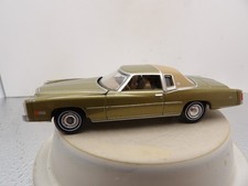 1975 CADILLAC ELDORADO 2021 AUTO WORLD LUXURY CRUISERS 1:64 DIE-CAST