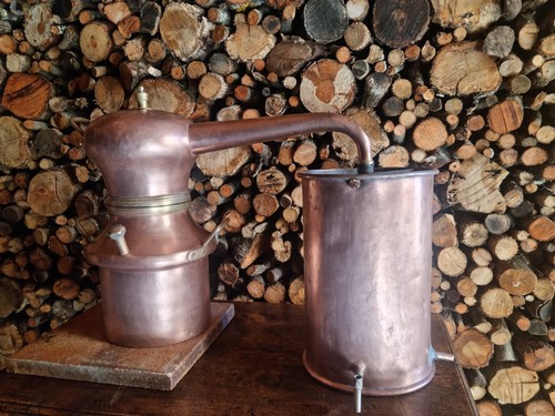Antique still moonshine copper spirit copper still