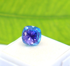 Cushion Cut Bi-Color Loose Gemstone Natural Pitambari Sapphire Certified 7.85 ct