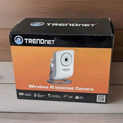 New TRENDnet Wireless N Internet Camera TV-IP551W Network Surveillance Cam