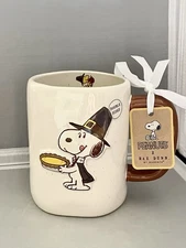 RAE DUNN  Peanuts SHARE GRATITUDE Mug Snoopy Woodstock Pilgrim Thanksgiving NWT