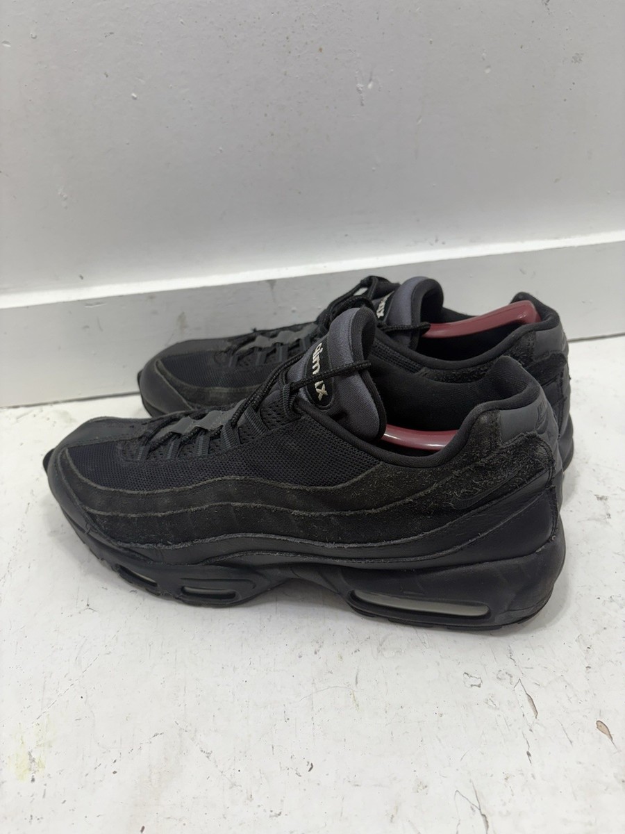 靴 Nike Air Max 95 Essential Triple Black Nike Air Max 95 Essential ' Triple Black ' - Size 6.5