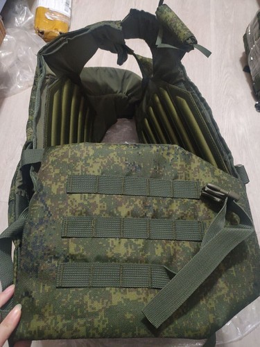 Conjunto Completo Chaleco Camuflaje Verde Tactical 6B45 EMR - Imagen 9 de 15