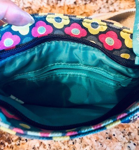 Monedero de cadera Lily Bloom, multicolor, ligeramente usado, ligero pero resistente ¡DIVERTIDO!! - Imagen 8 de 9