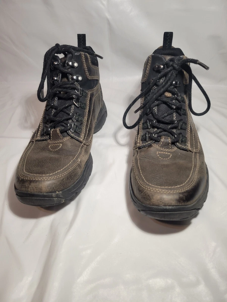 Clarks wave 2025 walk boots