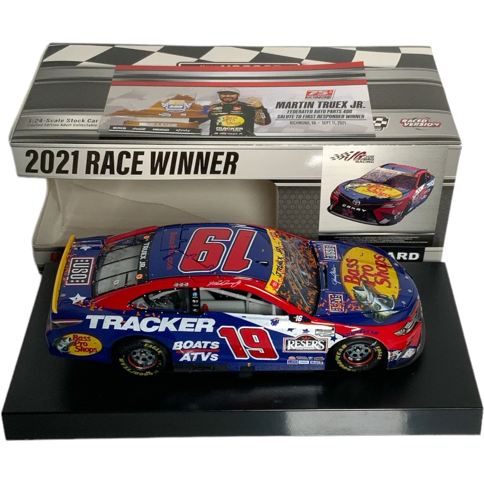 Bajo Martin Truex Jr 2021 acción 1/24 profesional patriótico Richmond ganar autografiado Foto 3 de 4