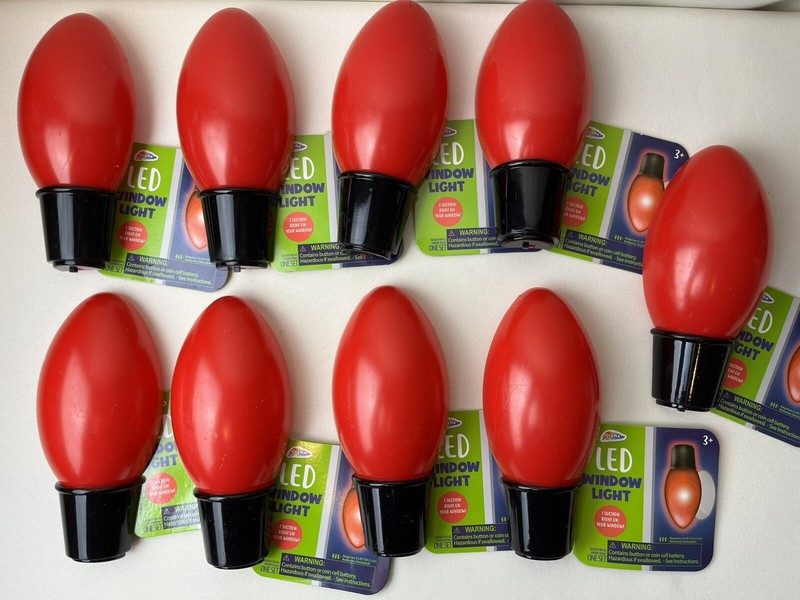 9 Flashing LED Window Light Red Bulb w/Suction Cup Christmas Holiday Light