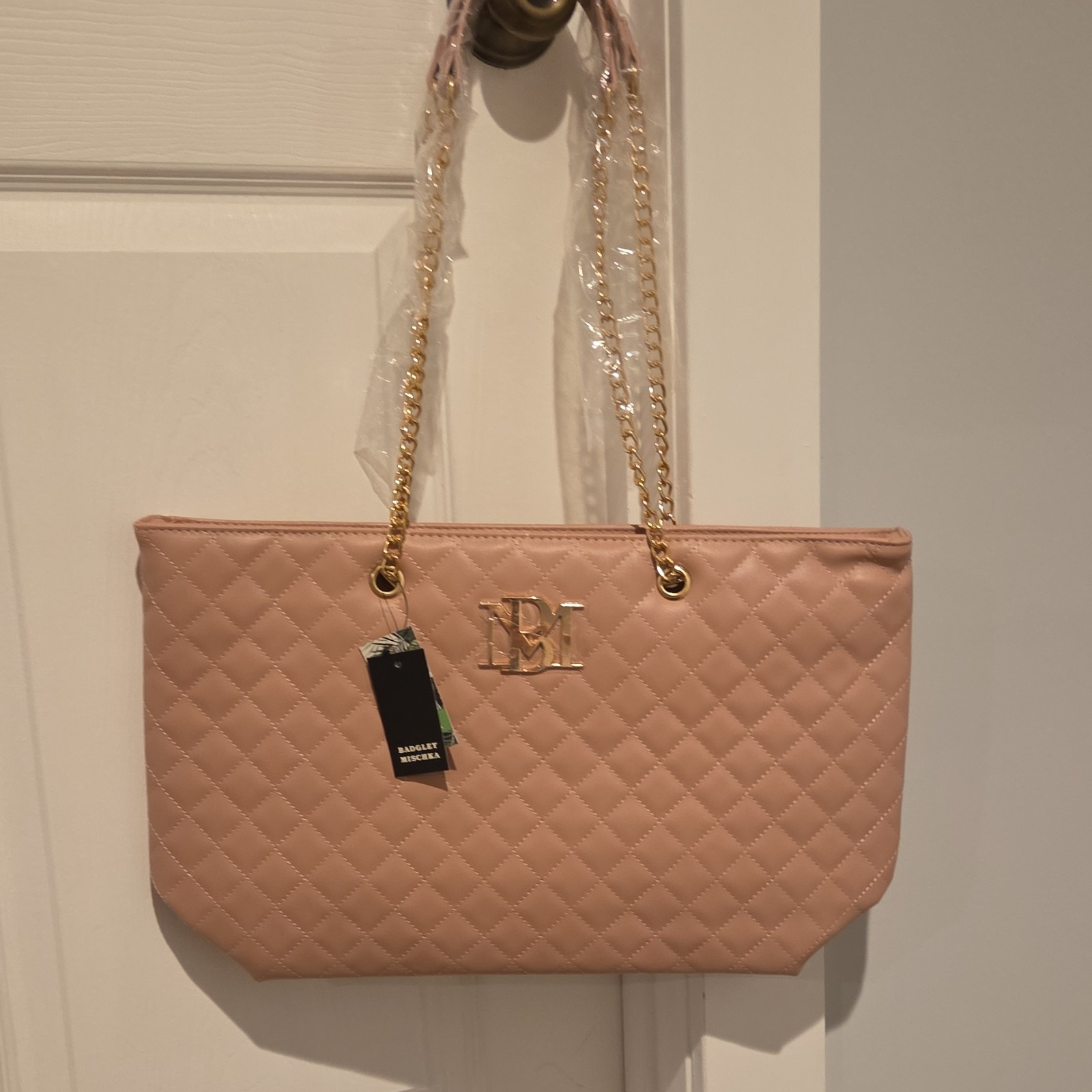 Badgley Mischka Shoulder Bag Blush Quilted Gold Hardware Chain Strap