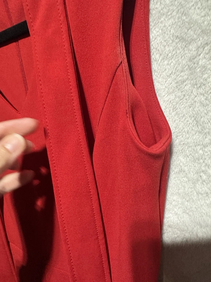 Calvin Klein Red Sleeveless V Neck Wide Leg Jumpsuit Women's Size 4 - Image 4 of 4