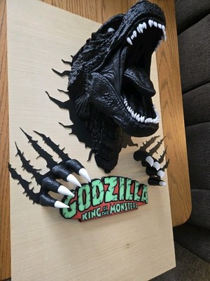 2021 Godzilla Head - 5 piece 3D printed Black and White PLA wall art set  (KONG)