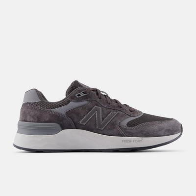 New Balance Herren Fresh Foam Walking 880 v7 Schuhe in Grau