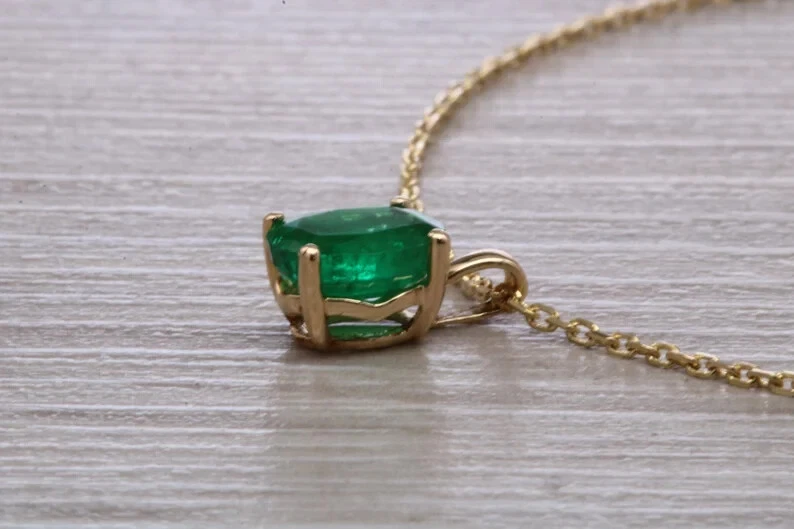 925 Sterling Silver 1 Ct Oval Cut Natural Green Emerald Pendant W 18