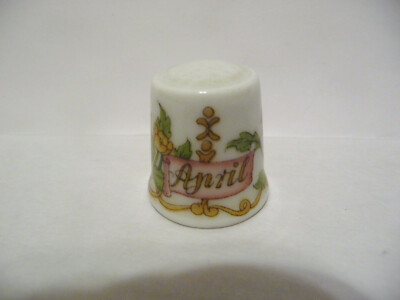 THIMBLE  HUTSCHENREUTHER PORZELLAN GERMANY  ''APRIL'' W/FLOWERS