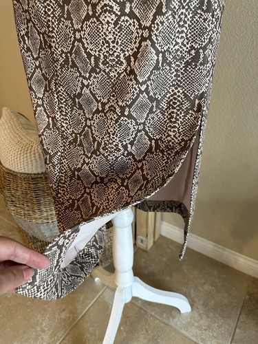 BCBG MAXAZRIA Women’s Snake Print Midi Skirt (Side Slit) - Size L - Picture 4 of 9